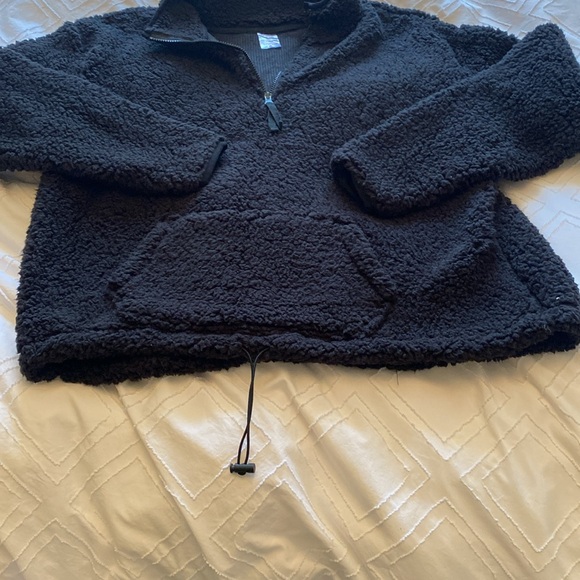 No boundaries, pullover sweatshirt, black, plush, zipper neck, drawstring waist - Picture 4 of 5